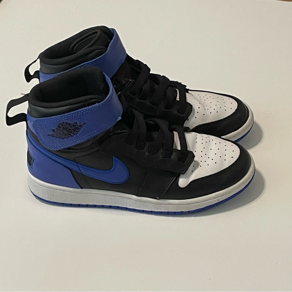 Jordan 1 Flyease Royal